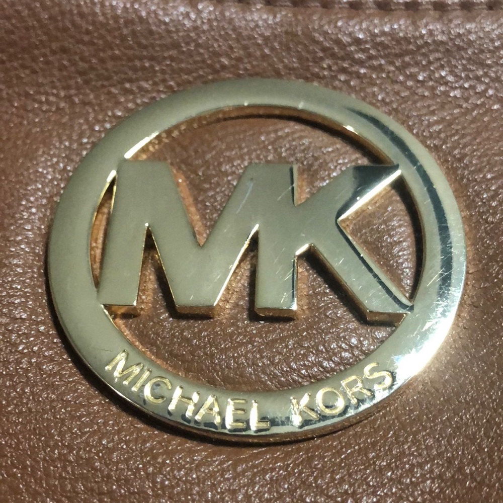 Authentic Michael kors crossbody bag - Picture 4 of 4